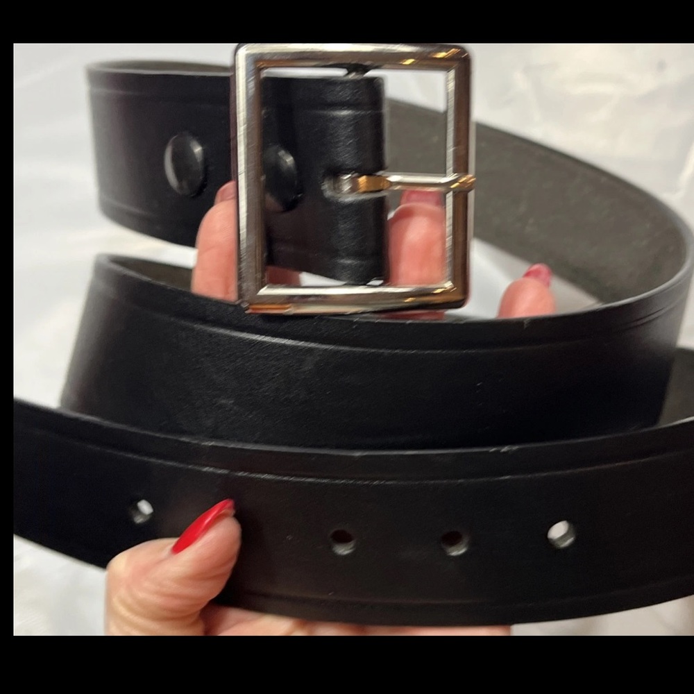 Desantis BLACK BELT silver Buckle Gunhide E20, Everyday Carry Belt 44-46” waist